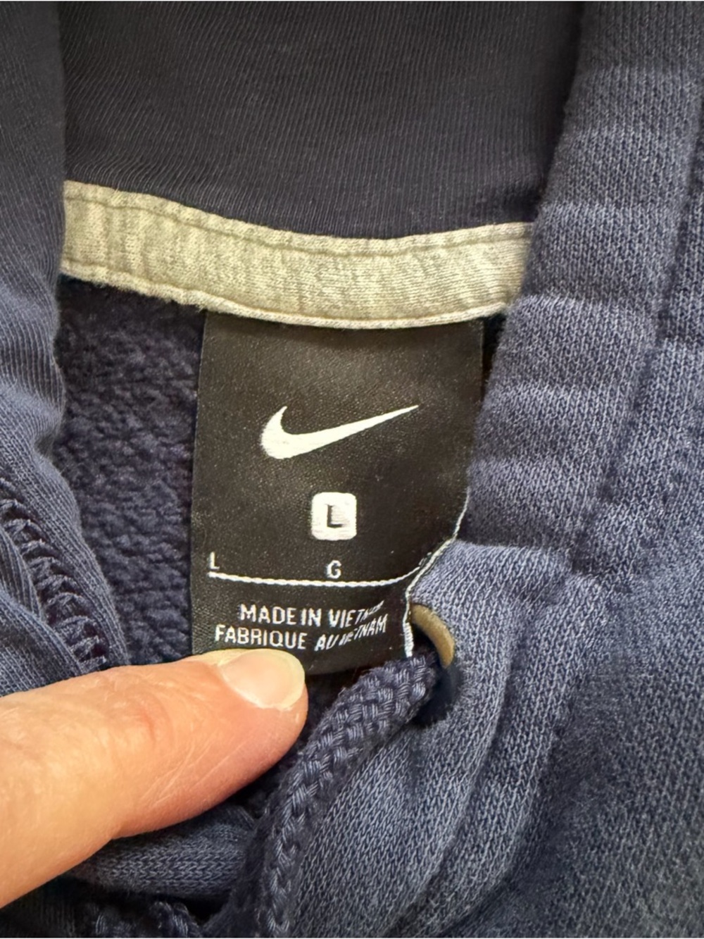 Nike Men's Dark Blue Pullover Hoodie with Swoosh - Picture 2 of 11